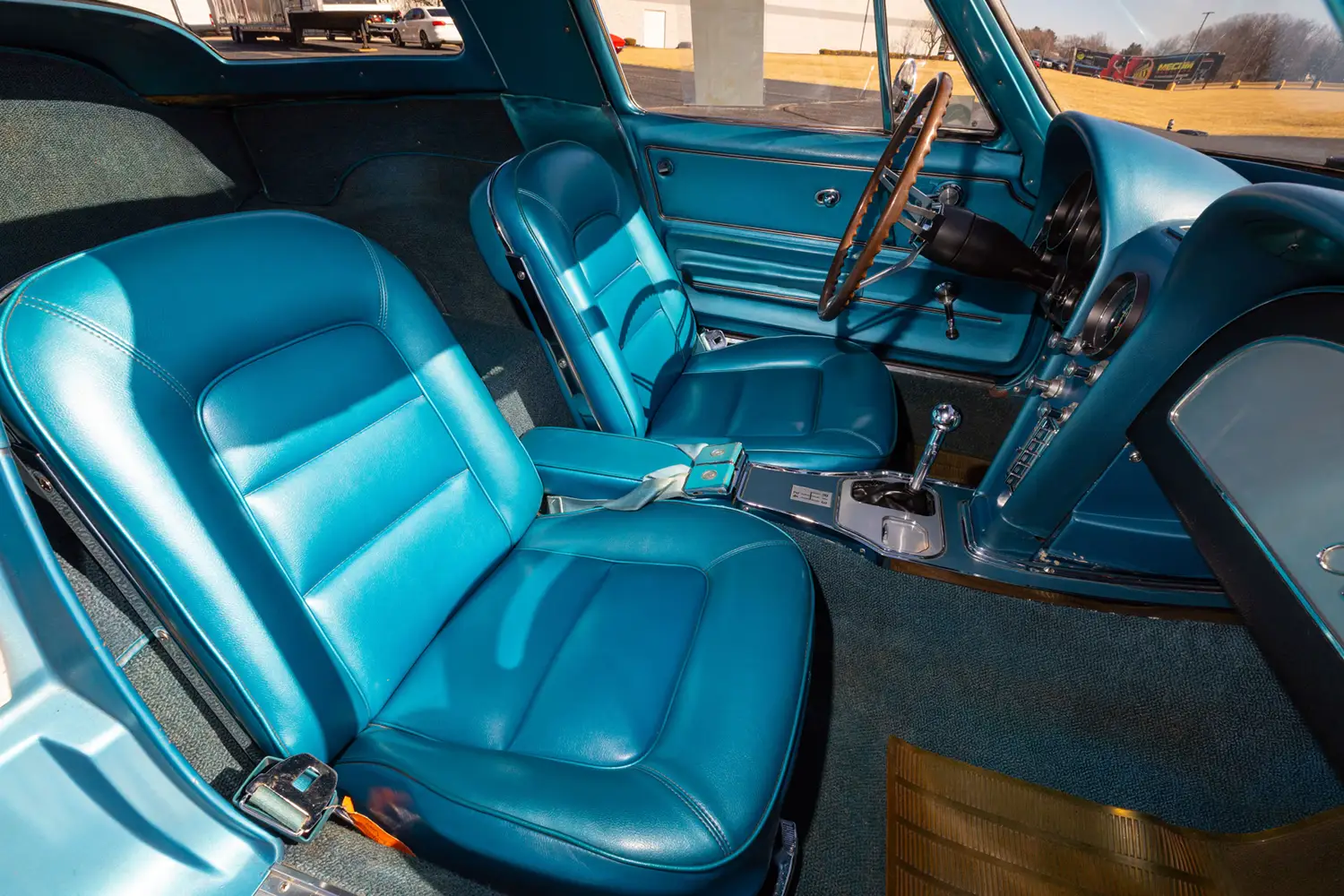 1965 Chevrolet Corvette Coupe - Photo 4