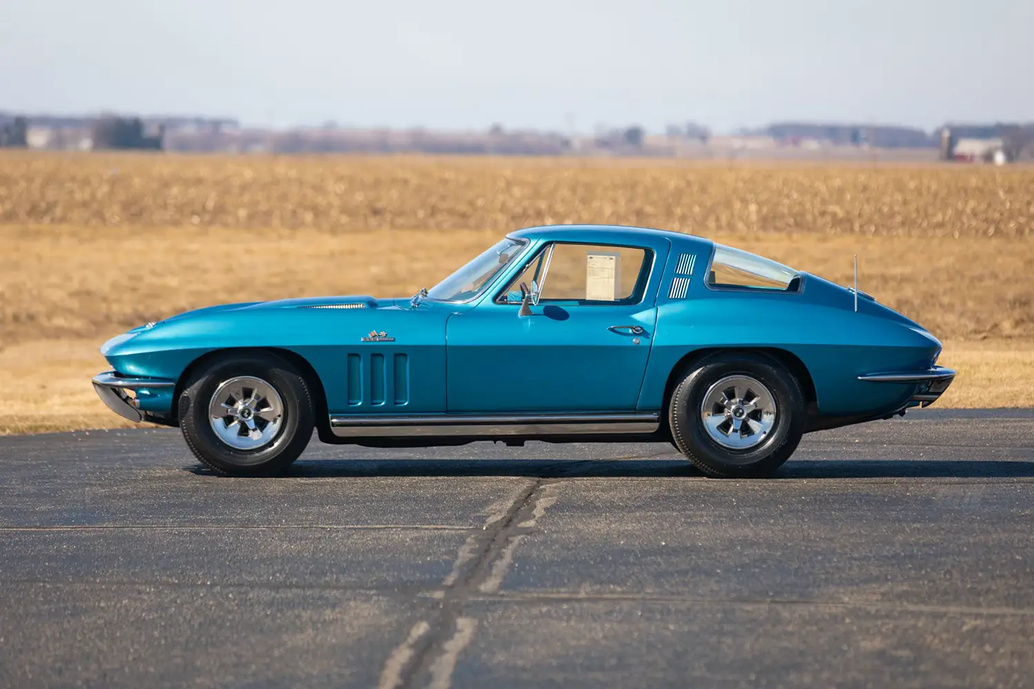 1965 Chevrolet Corvette Coupe - Photo 7