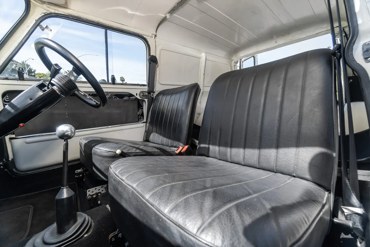 1965 Leyland Mini Van - Photo 6