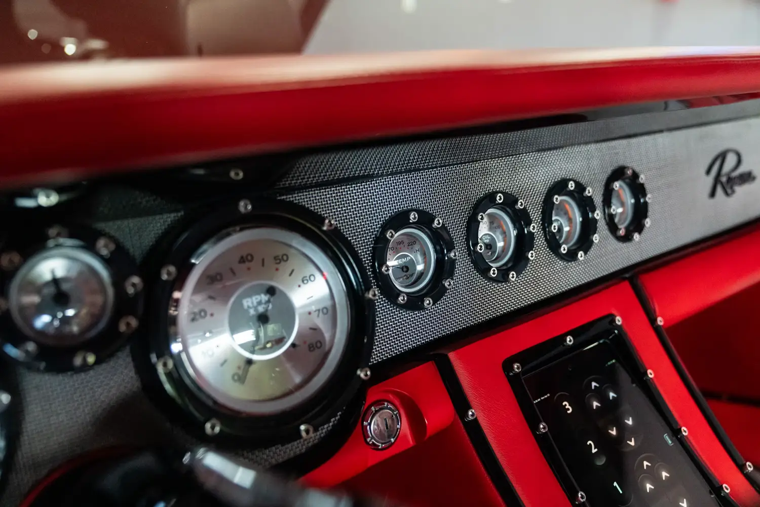 1965 Buick Riviera - Photo 17