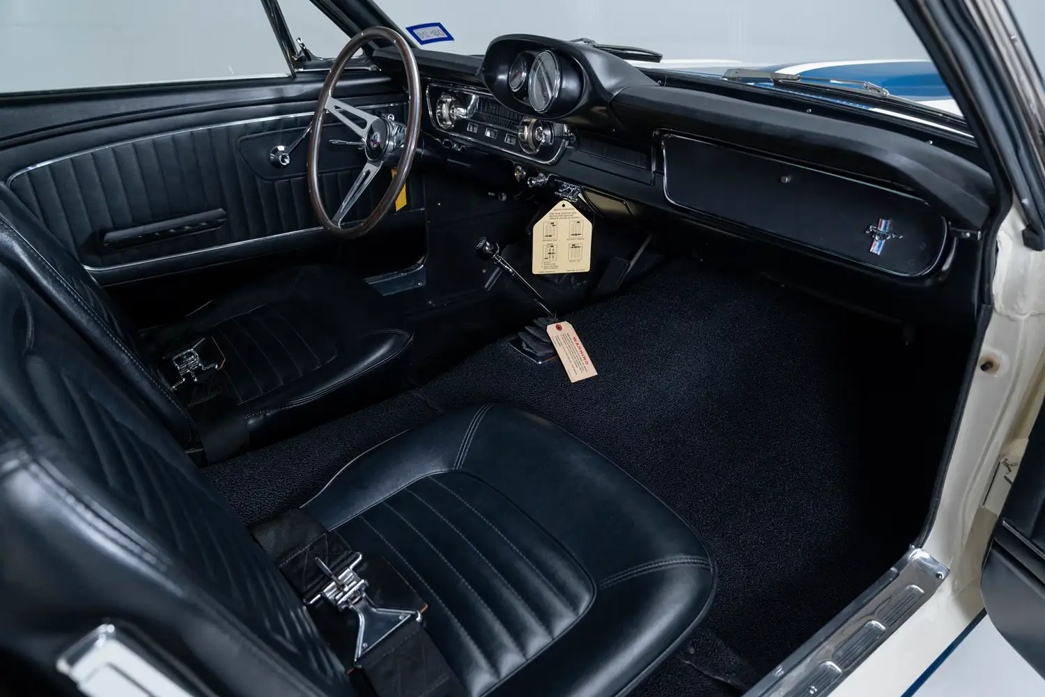 1965 Shelby GT350 Fastback - Photo 4