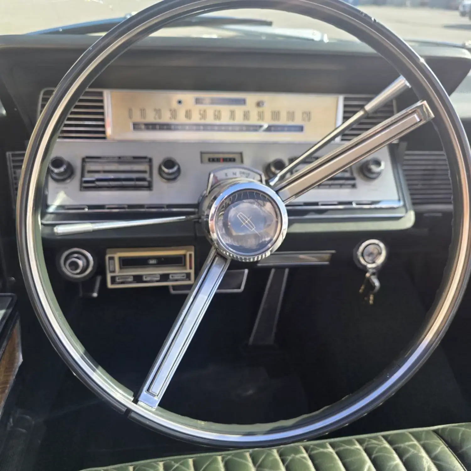 1966 Lincoln Continental Convertible - Photo 10