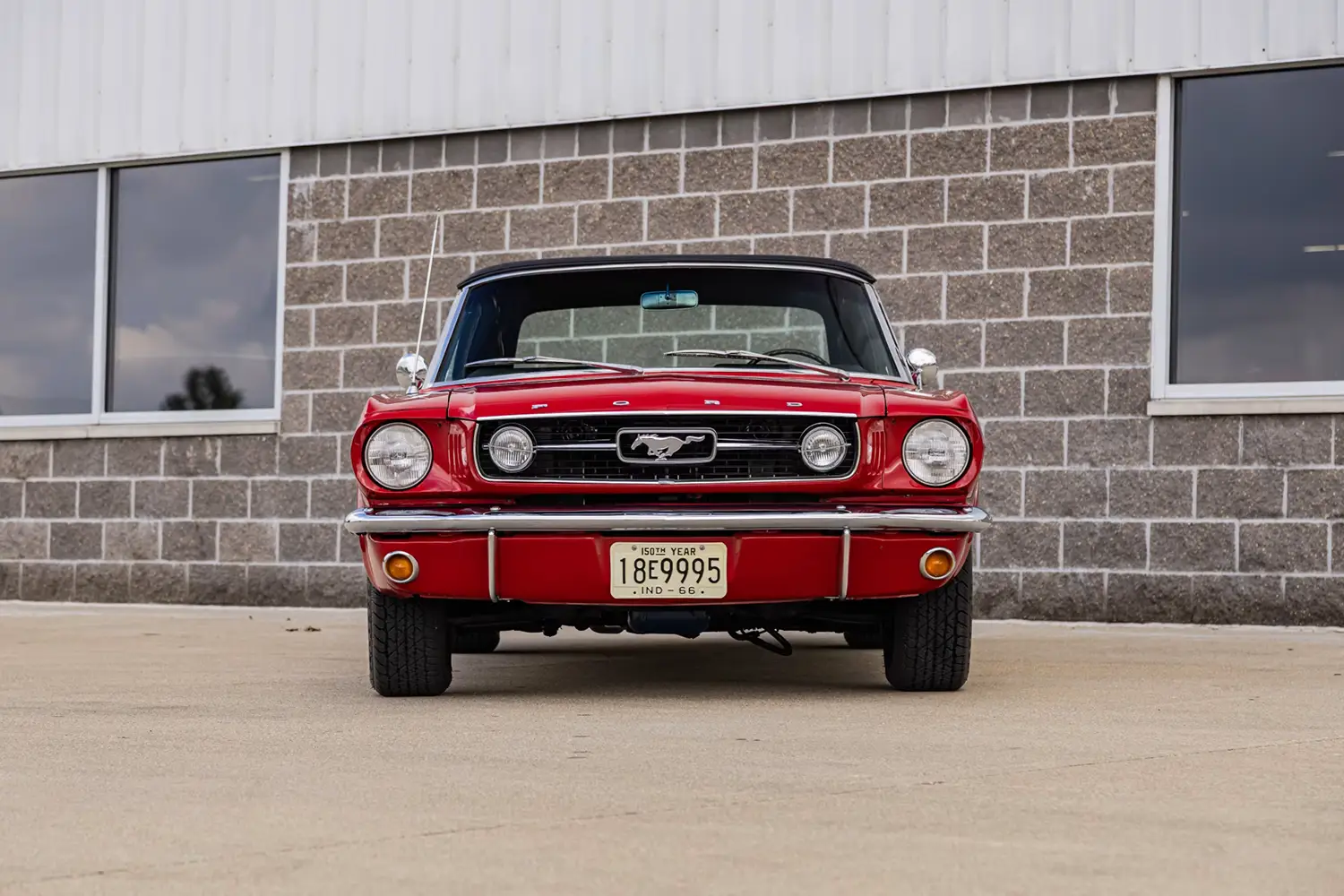 1966 Ford Mustang Convertible - Photo 6