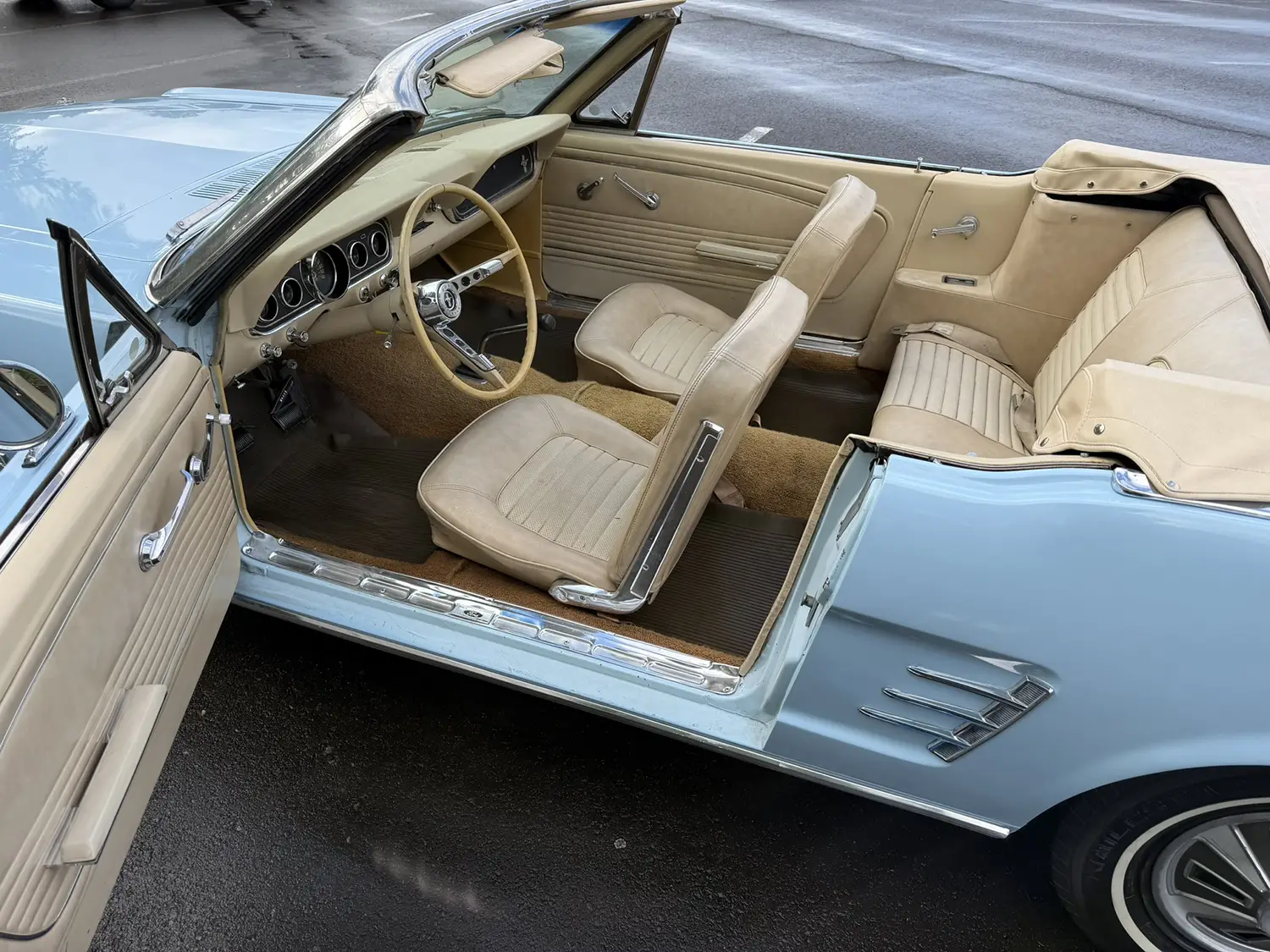 1966 Ford Mustang - Photo 4
