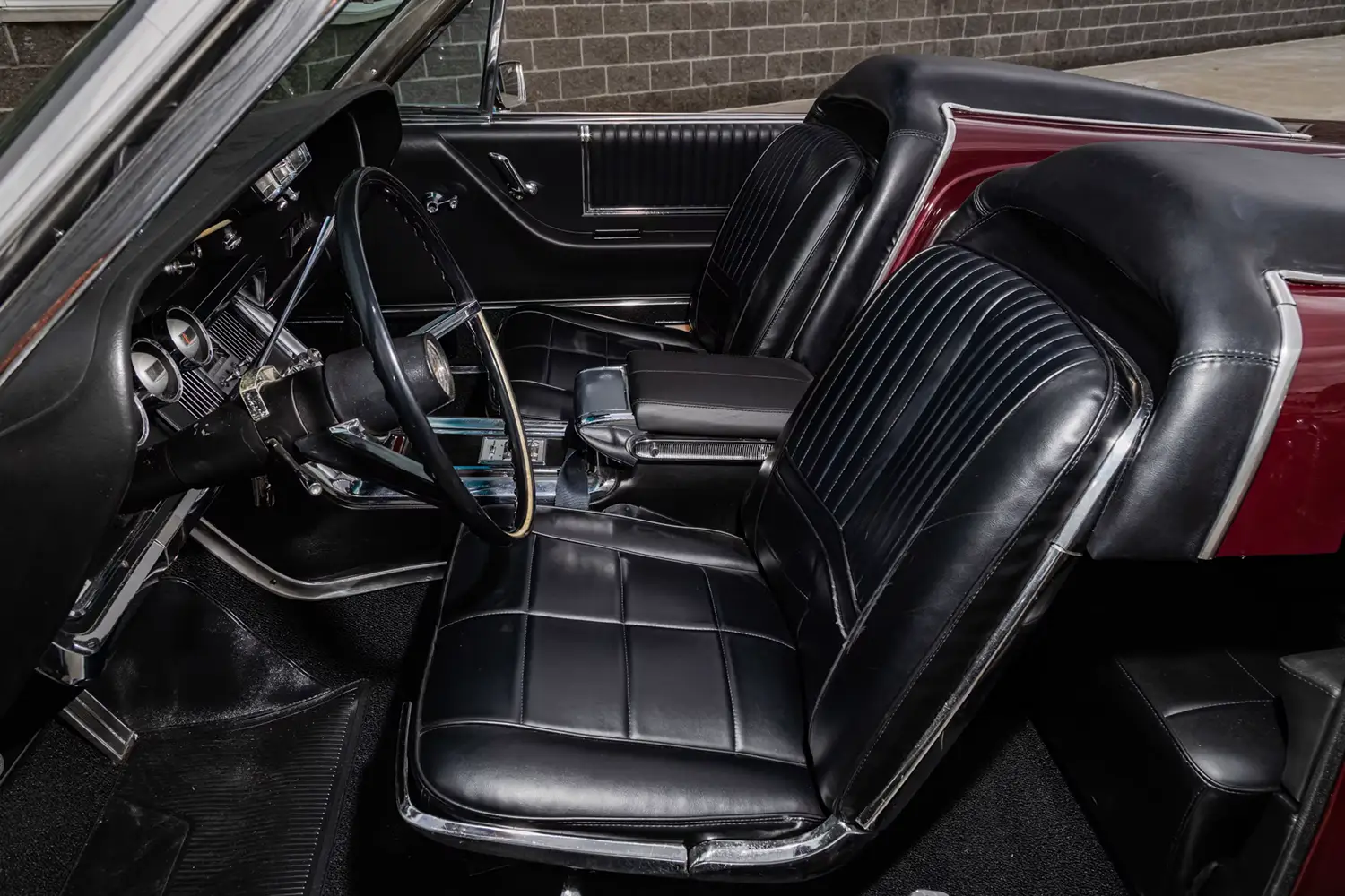 1966 Ford Thunderbird Convertible - Photo 9