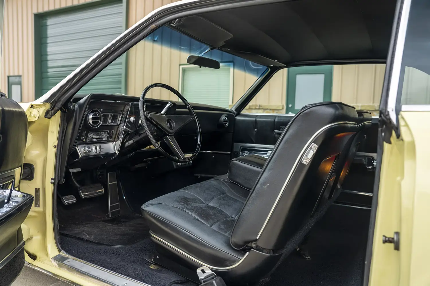1967 Oldsmobile Toronado - Photo 4