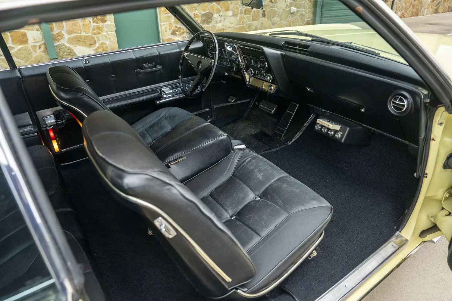 1967 Oldsmobile Toronado - Photo 9
