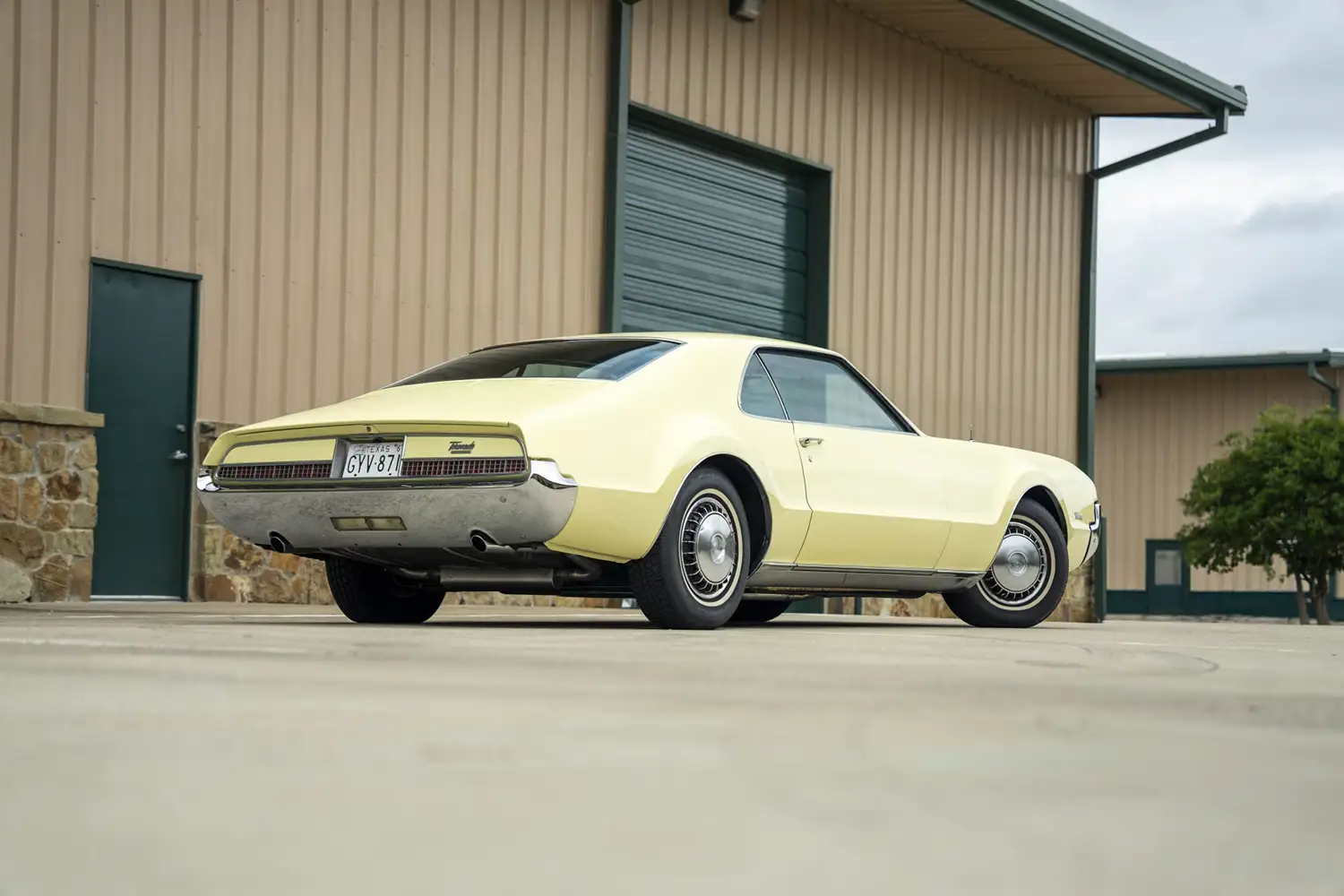 1967 Oldsmobile Toronado - Photo 11