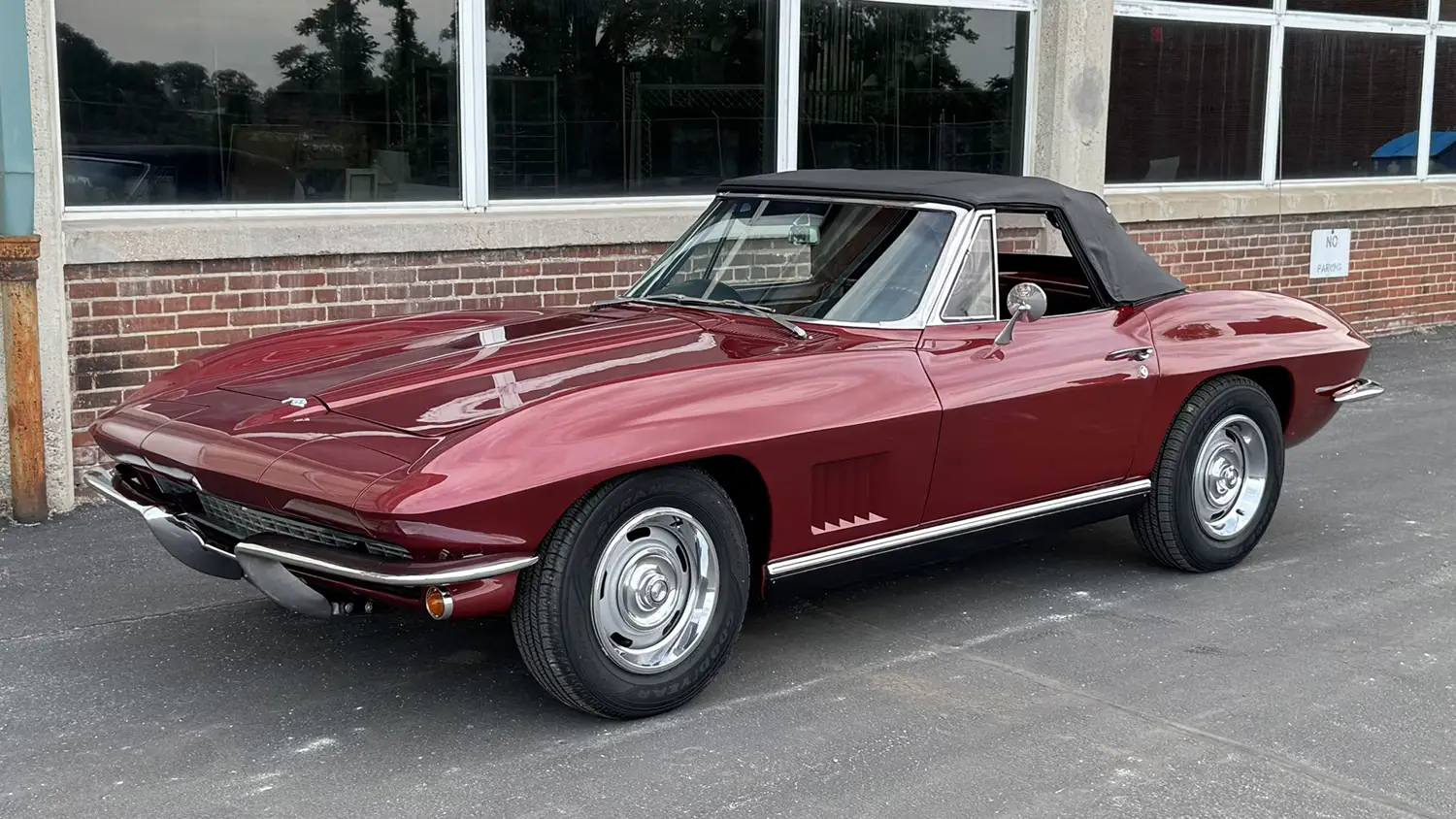 1967 Chevrolet Corvette Convertible - Photo 6