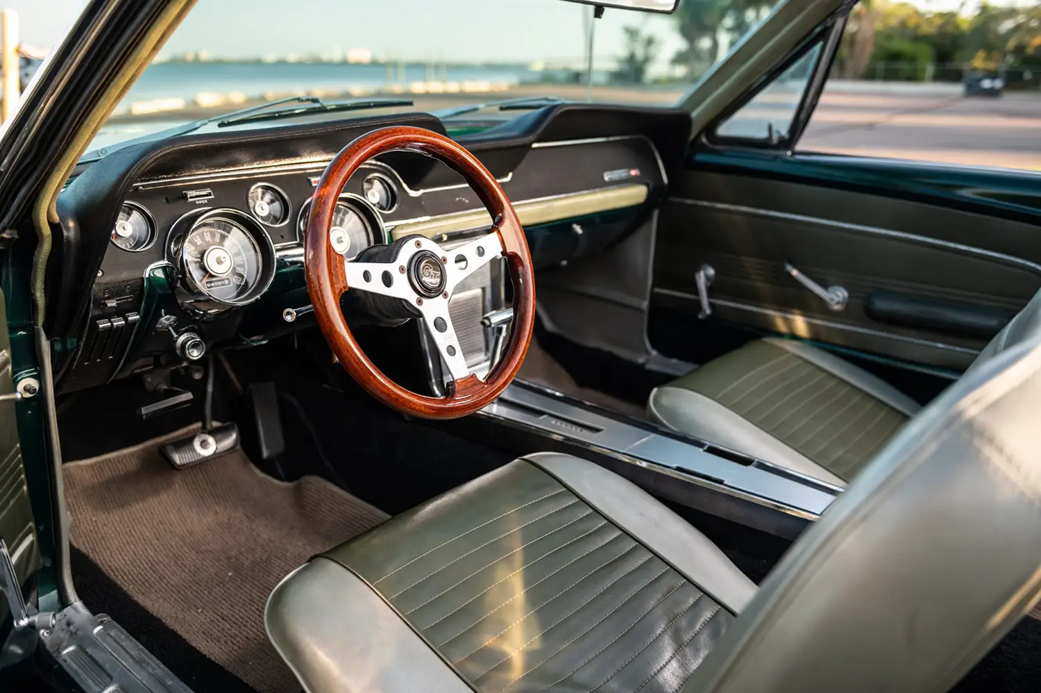 1967 Ford Mustang Convertible - Photo 4