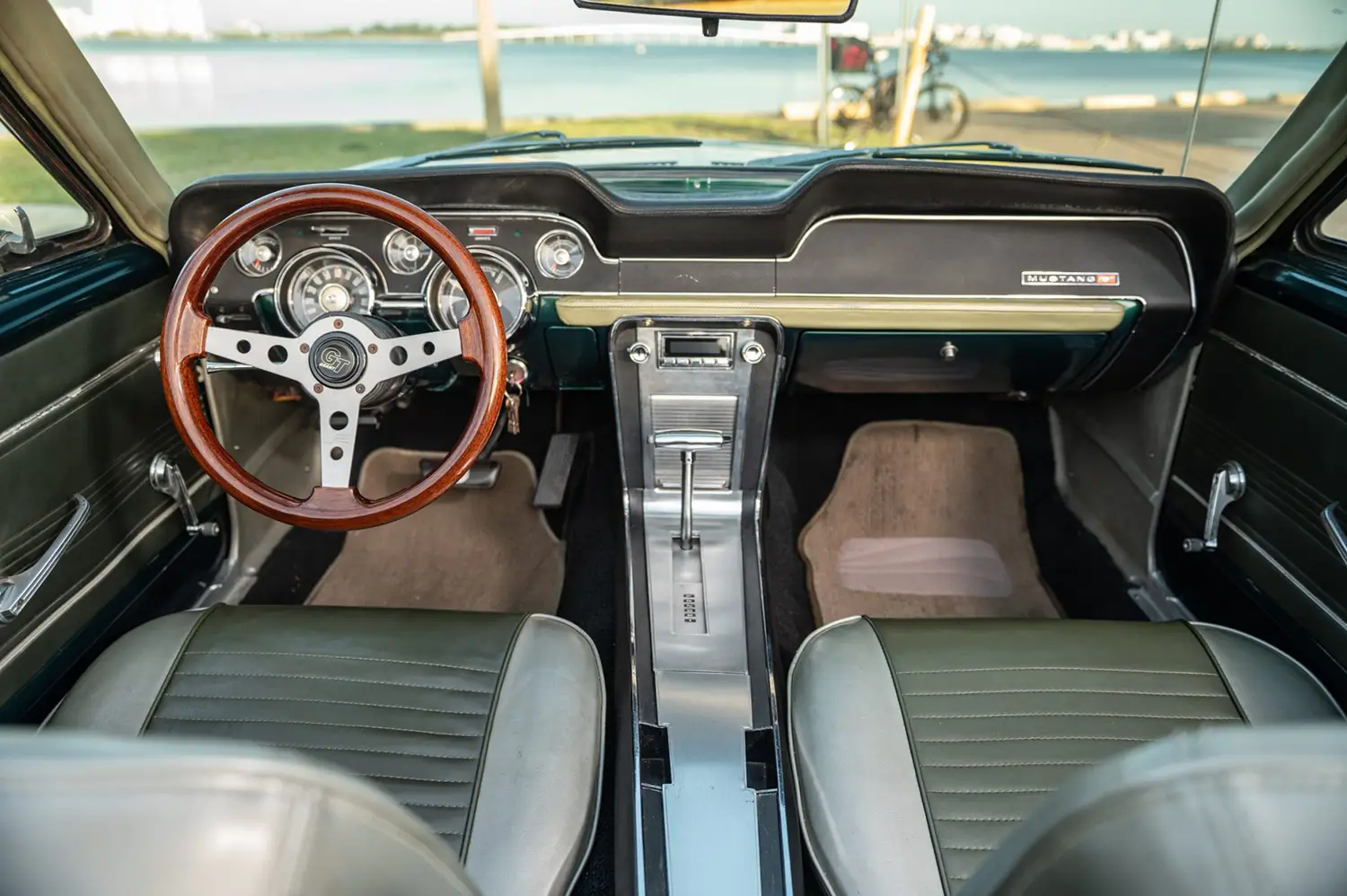 1967 Ford Mustang Convertible - Photo 9