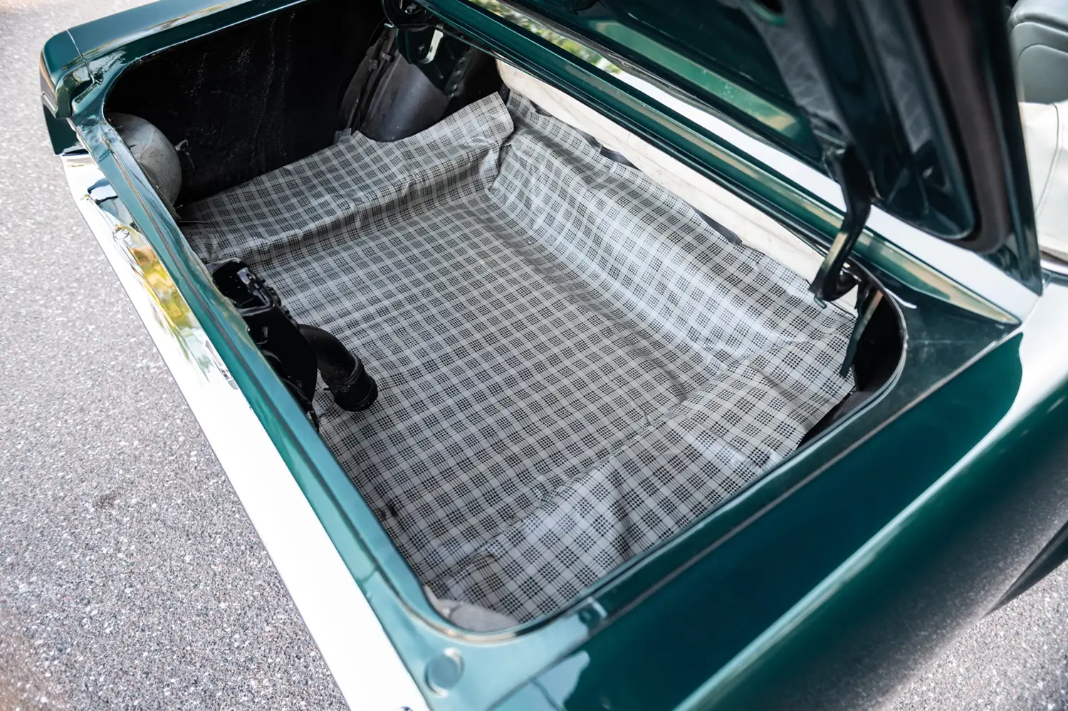1967 Ford Mustang Convertible - Photo 10