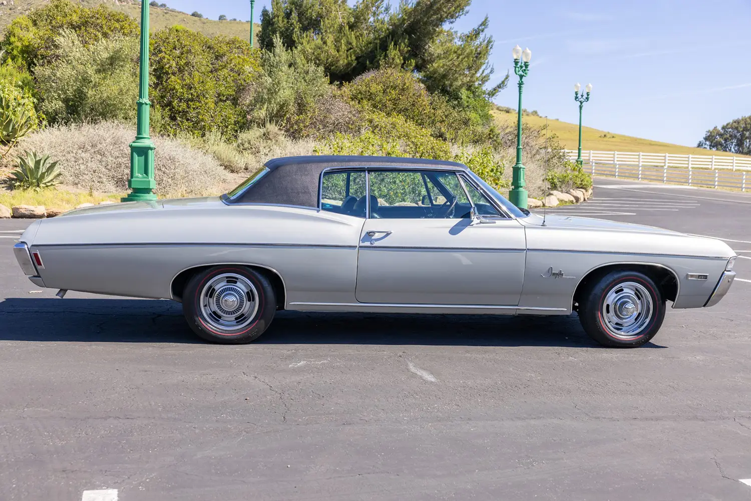 1968 Chevrolet Impala SS - Photo 2