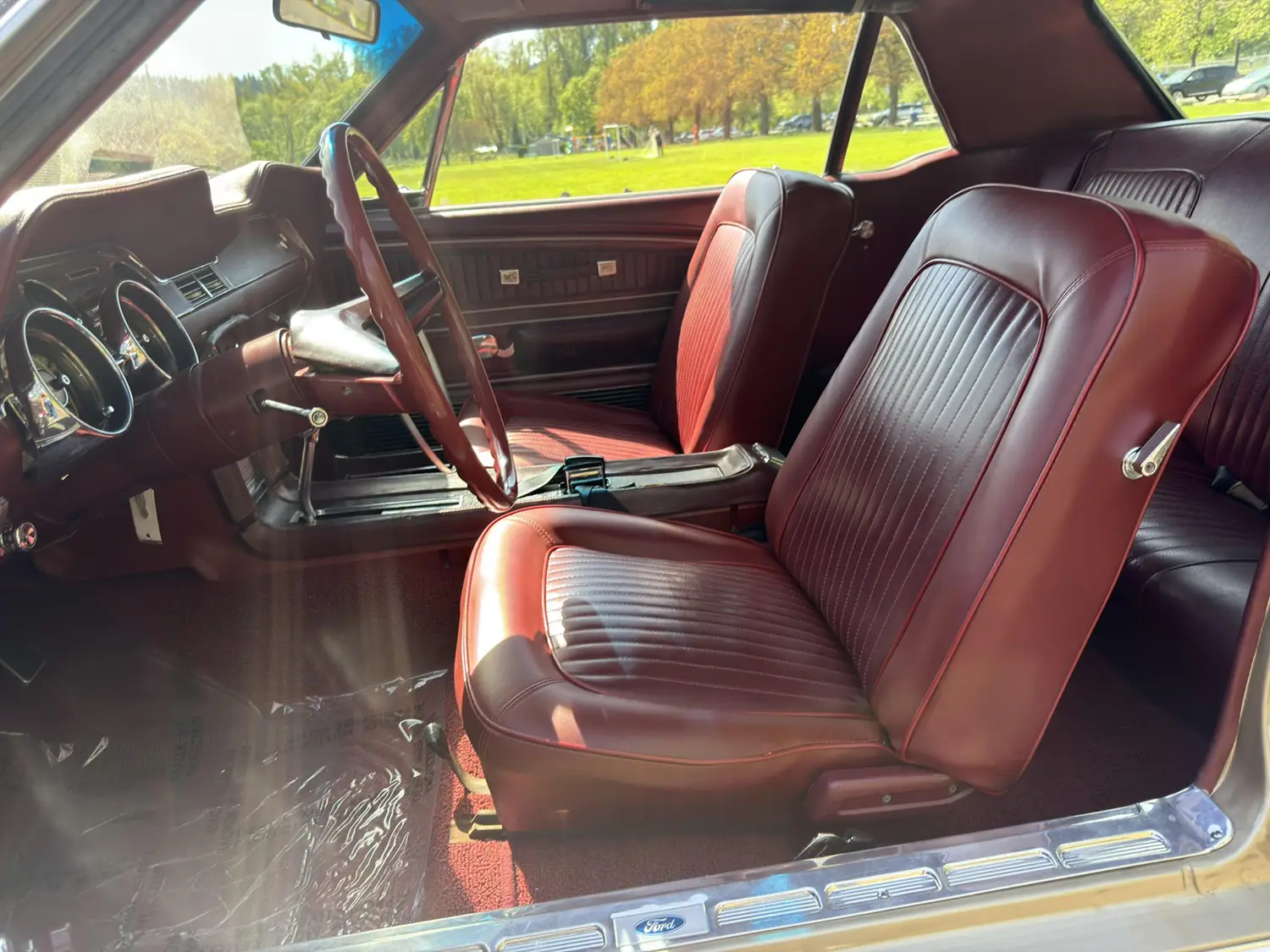 1968 Ford Mustang - Photo 11