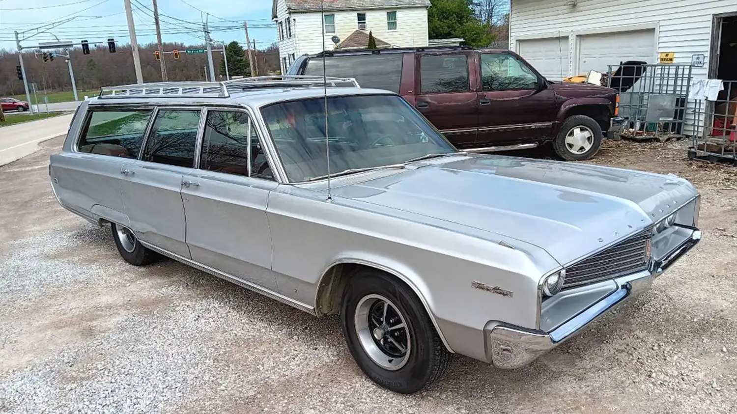 1968 Chrysler Town & Country Wagon - Photo 1