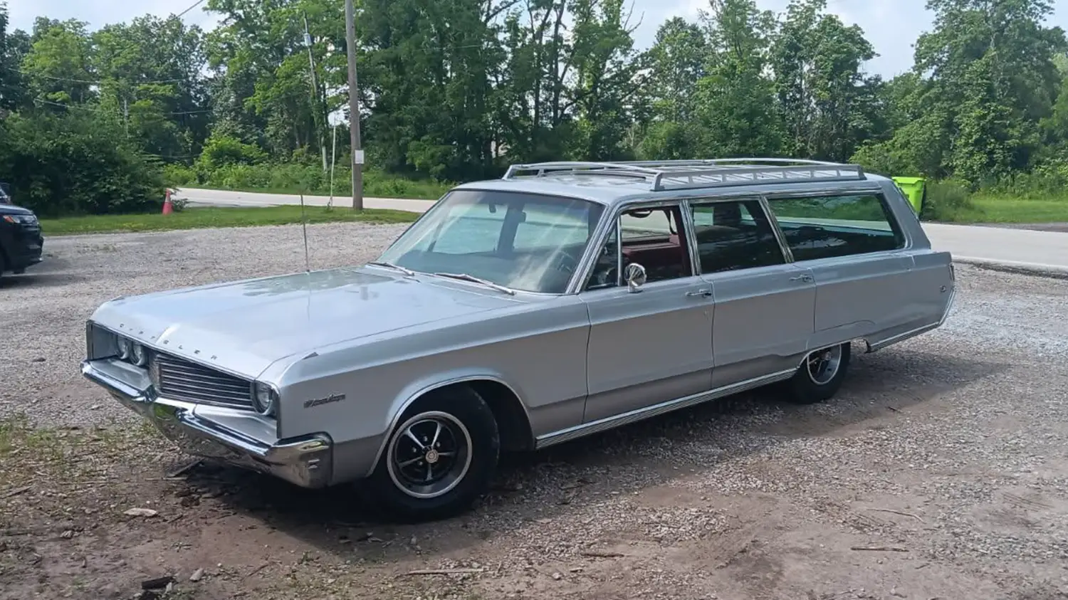 1968 Chrysler Town & Country Wagon - Photo 6