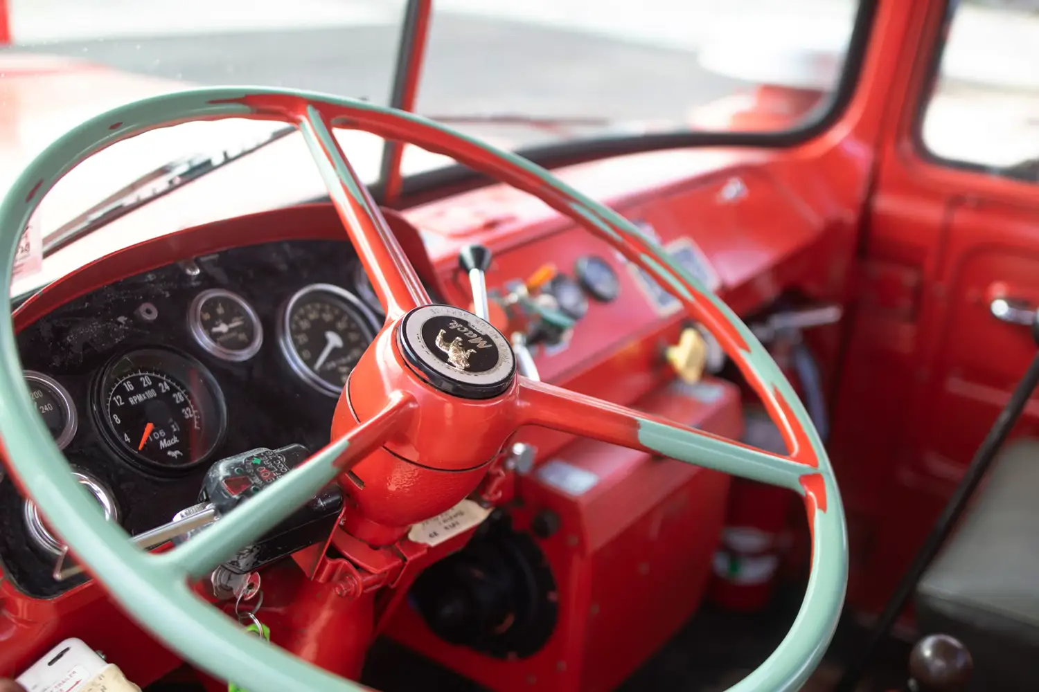 1969 Mack R600 Truck - Photo 8