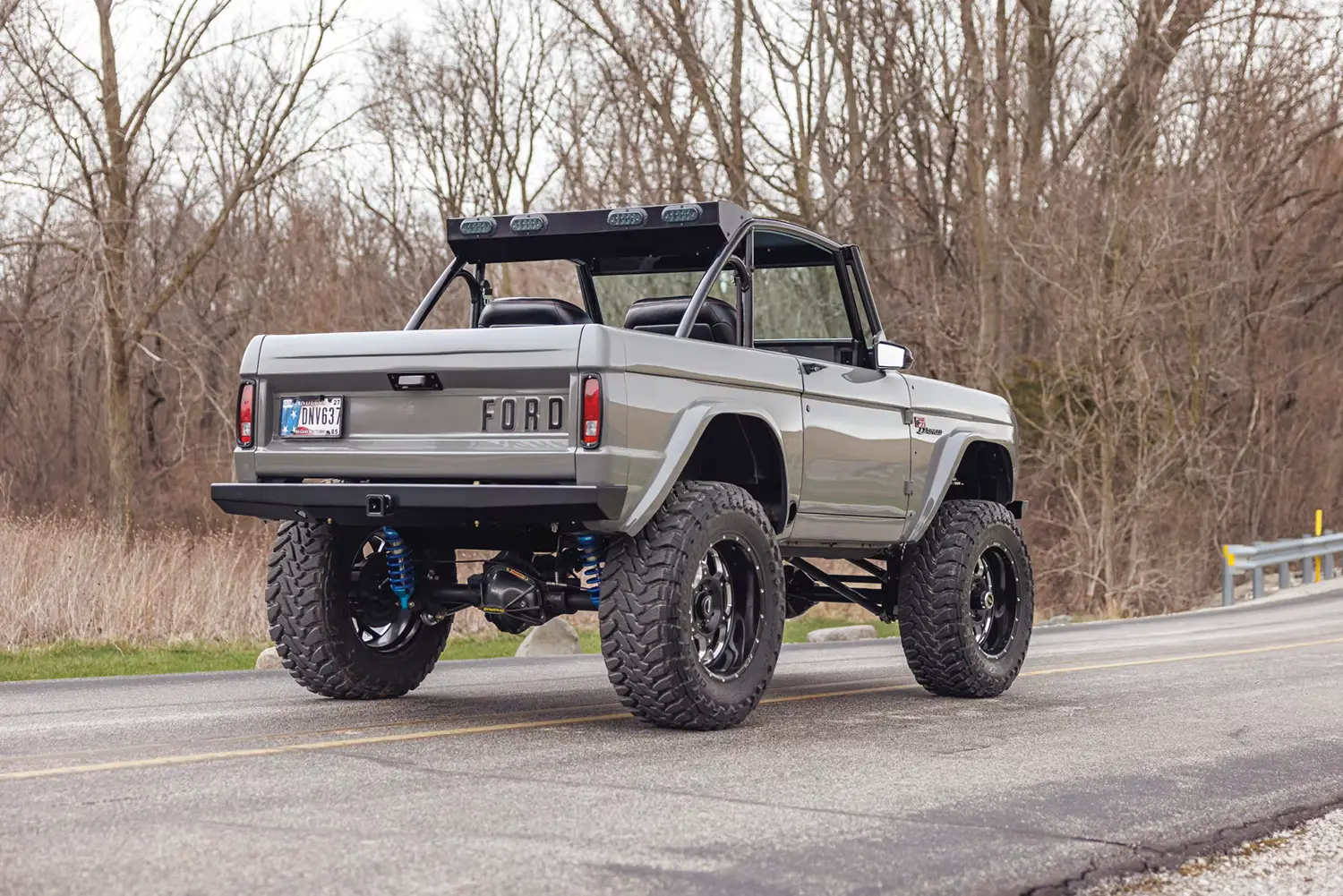 1970 Ford Bronco Custom - Photo 3