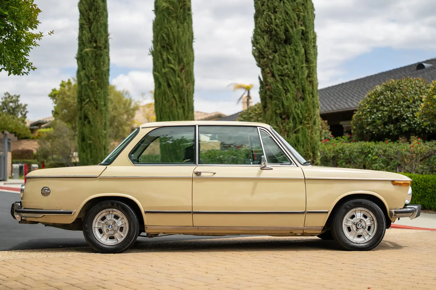 1972 BMW 2002tii - Photo 2