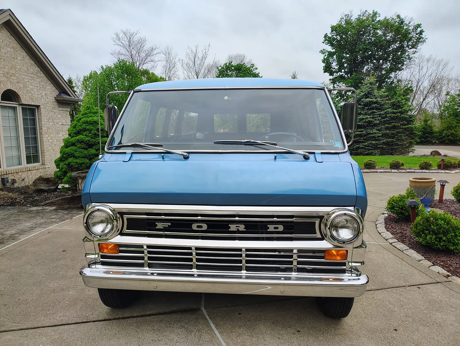 1972 Ford Econoline E-200 Club Wagon Chateau - Photo 11