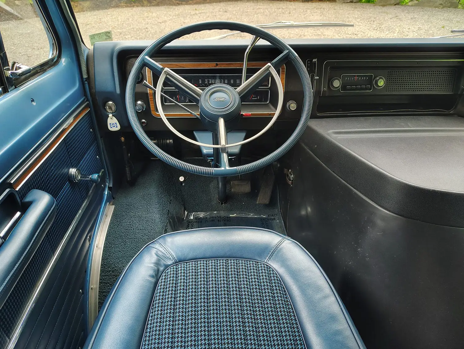 1972 Ford Econoline E-200 Club Wagon Chateau - Photo 13