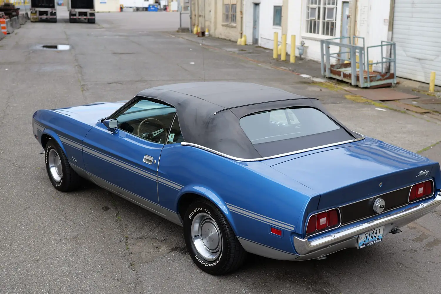 1972 Ford Mustang Convertible 351 - Photo 2