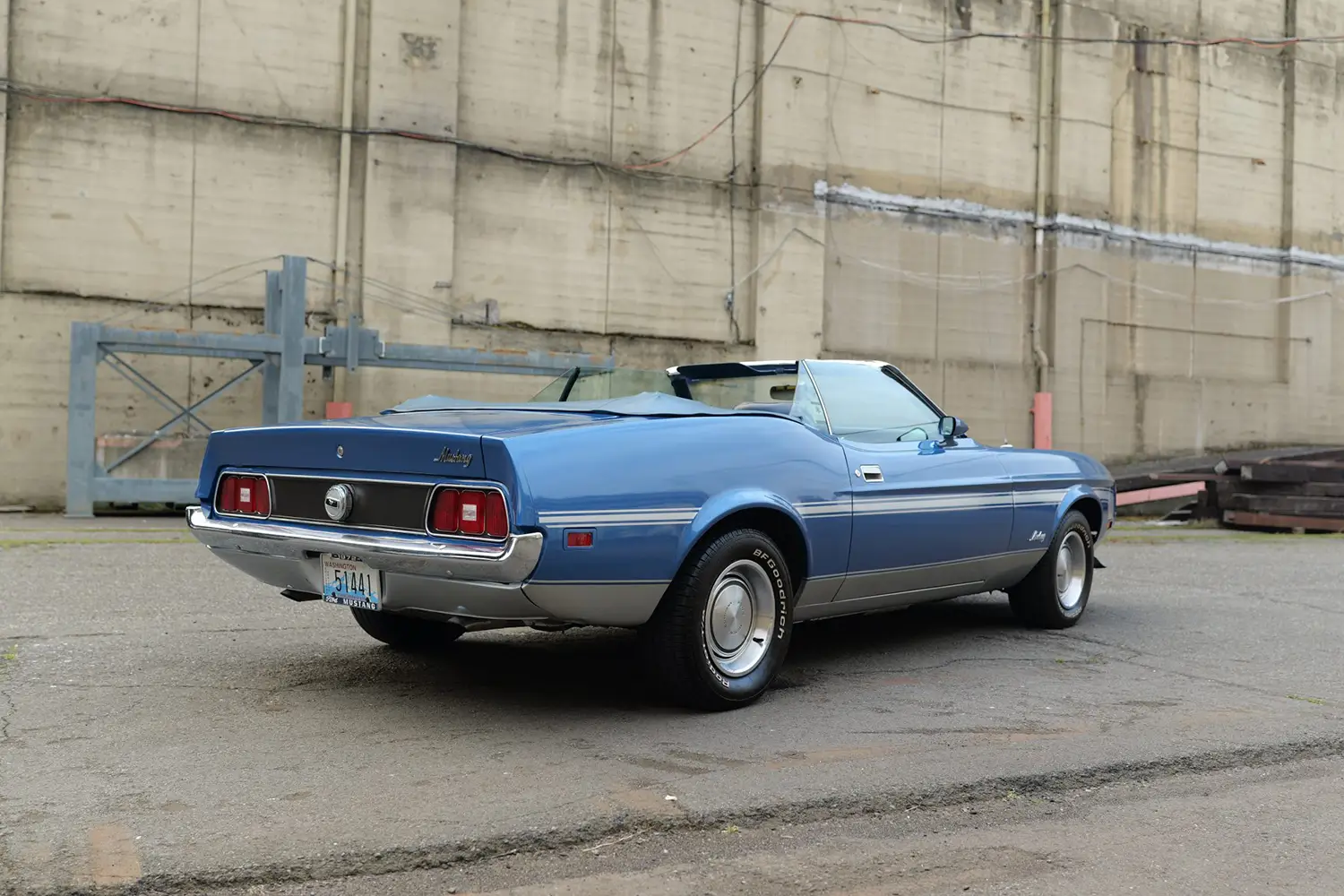 1972 Ford Mustang Convertible 351 - Photo 6