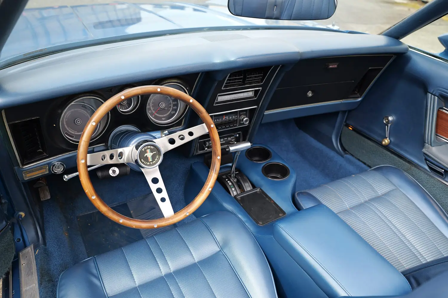 1972 Ford Mustang Convertible 351 - Photo 4