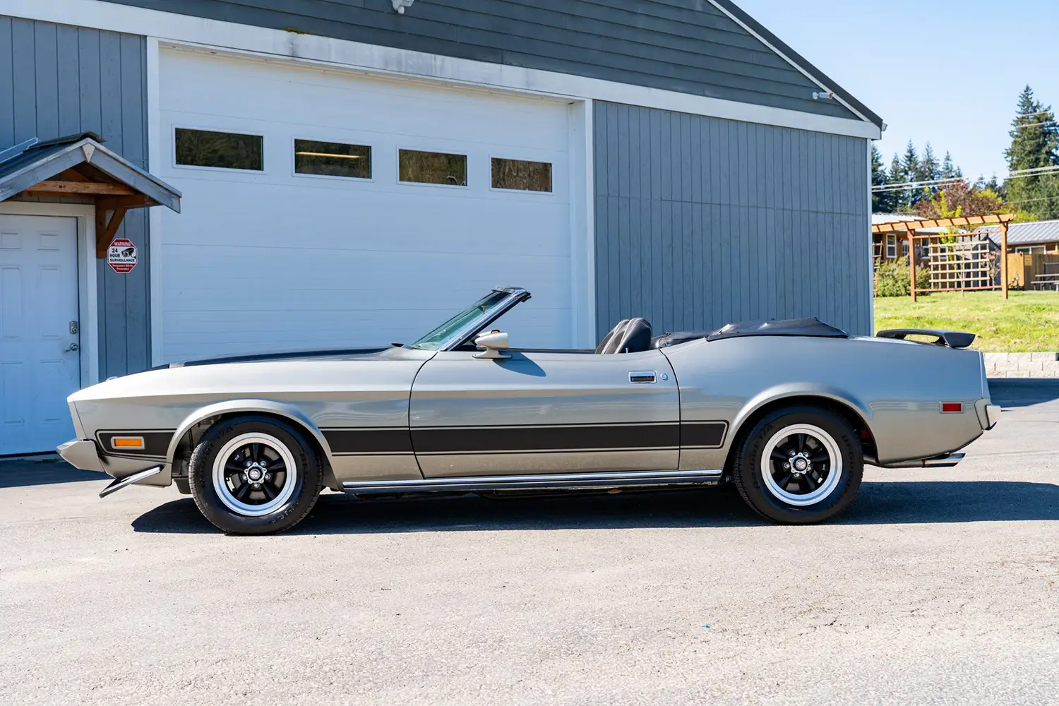 1973 Ford Mustang - Photo 10