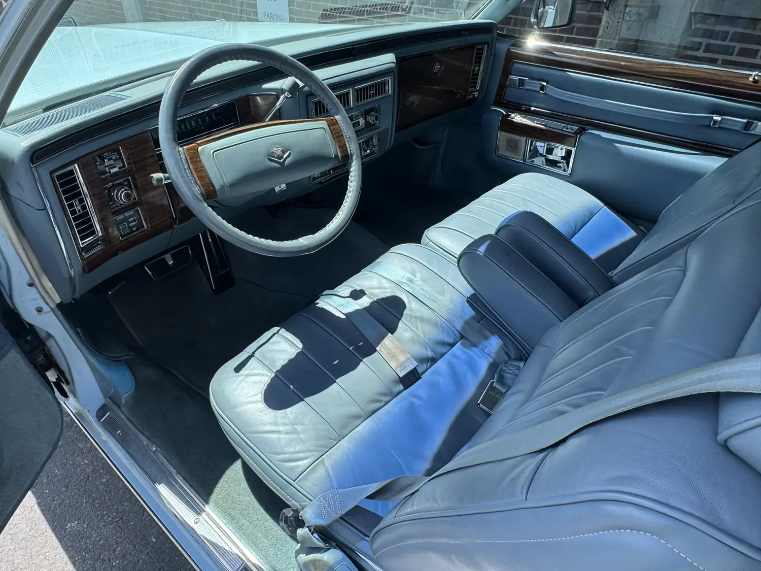 1978 Cadillac Coupe DeVille - Photo 4