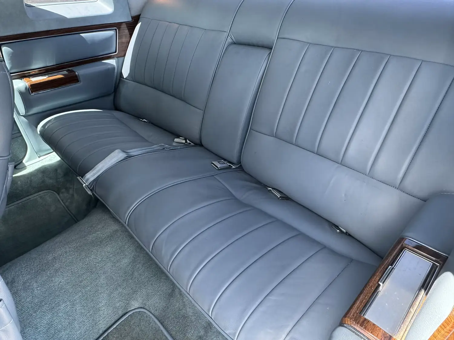 1978 Cadillac Coupe DeVille - Photo 6