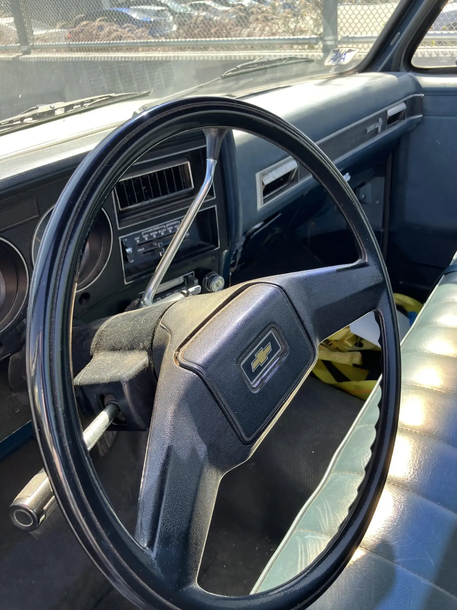 1984 Chevrolet C10 Pickup - Photo 4