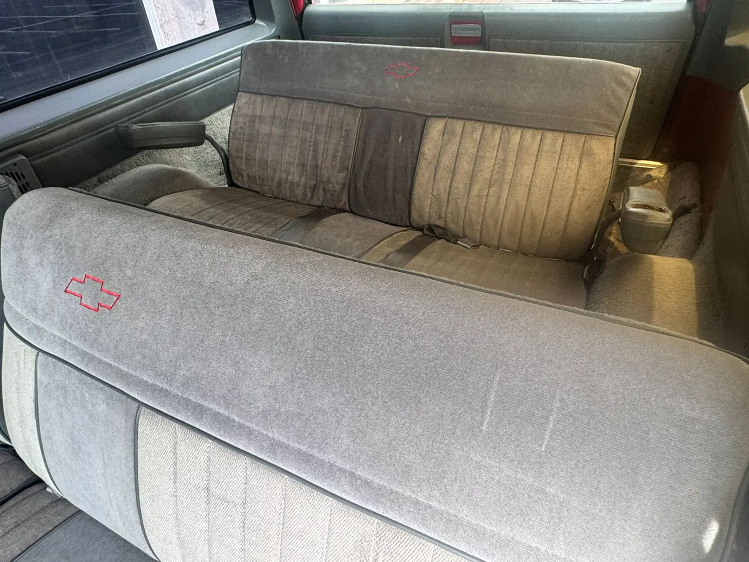 1988 Chevrolet Suburban - Photo 6