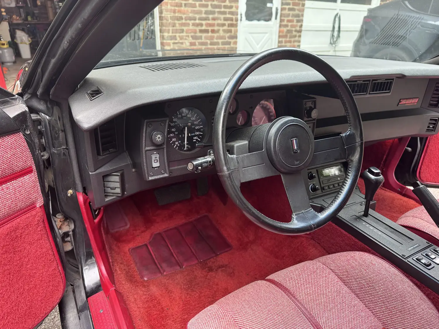 1989 Chevrolet Camaro IROC-Z - Photo 7