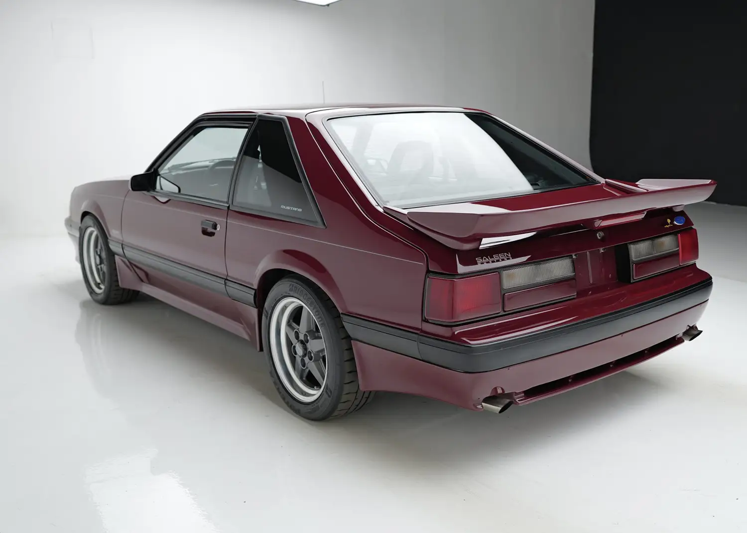 1989 Ford Mustang Saleen GT Hatchback - Photo 3