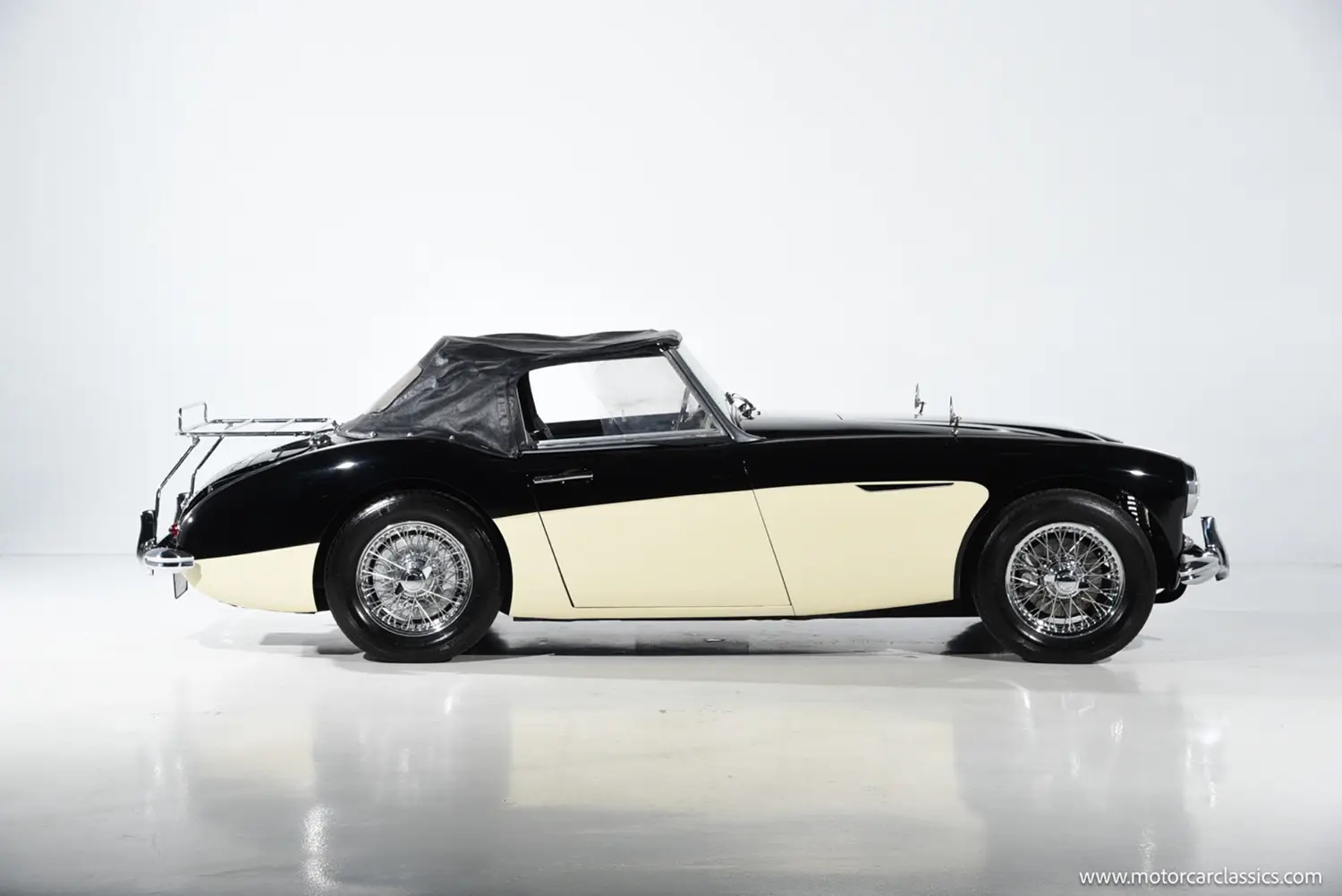 1960 Austin-Healey 3000 - Photo 2