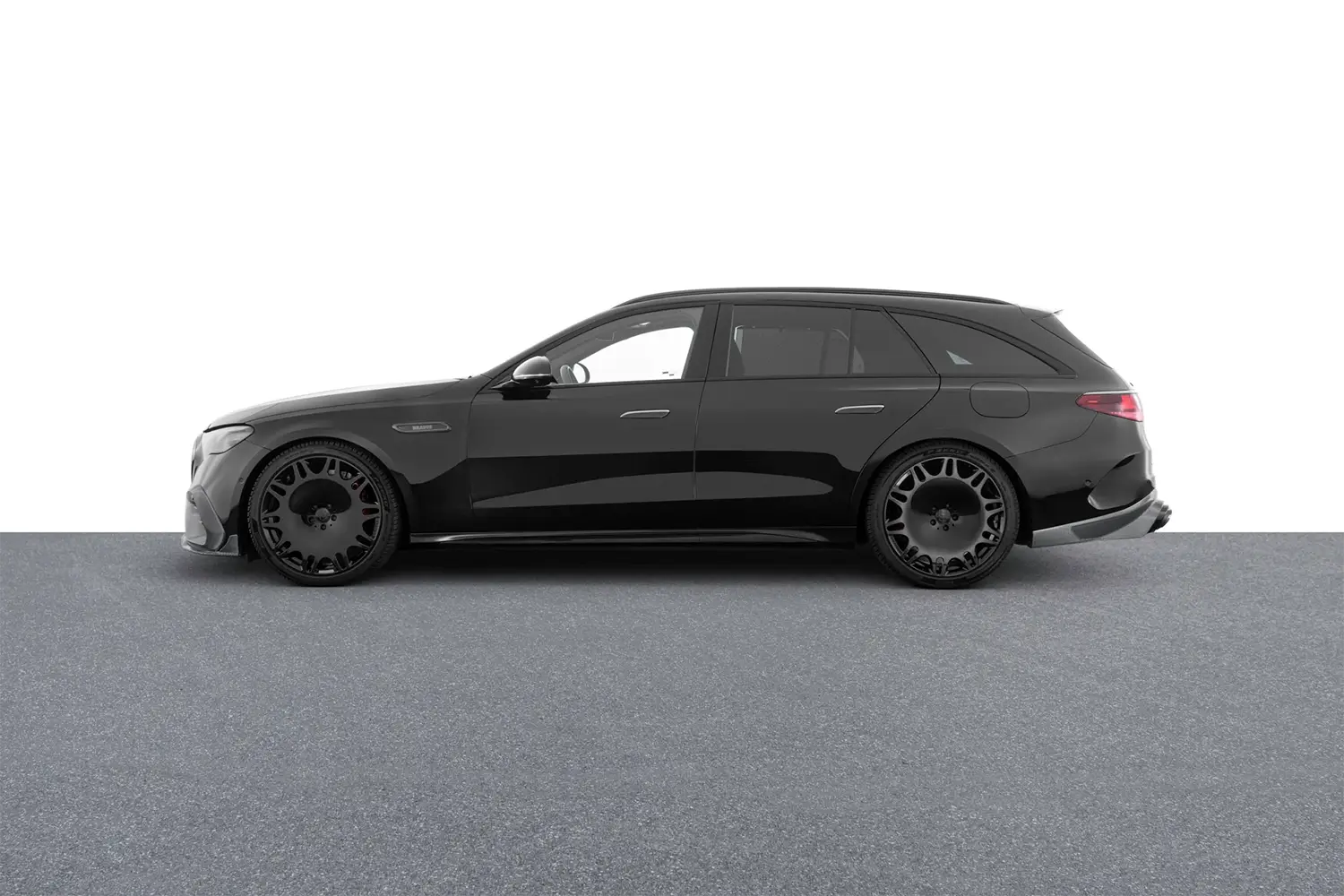 BRABUS 700 Mercedes-AMG E53 estate - Photo 6