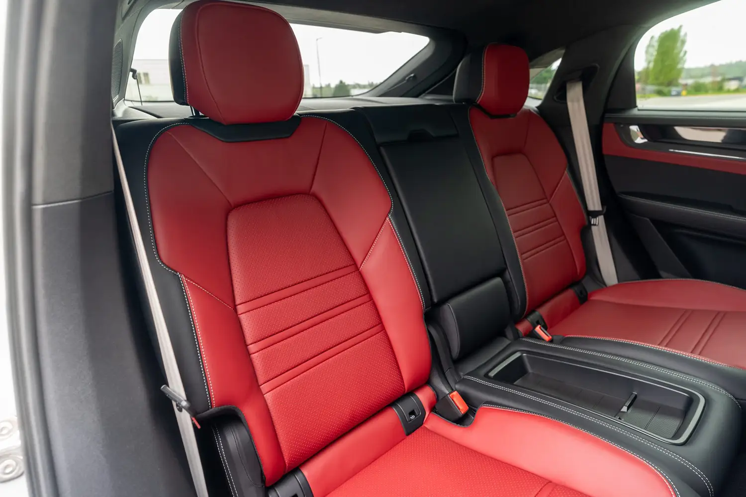2024 Porsche Cayenne Turbo GT - Photo 9
