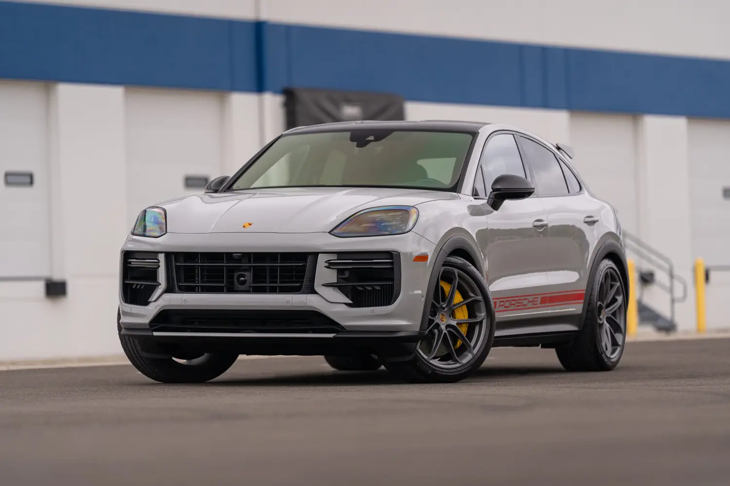 2024 Porsche Cayenne Turbo GT - Photo 11