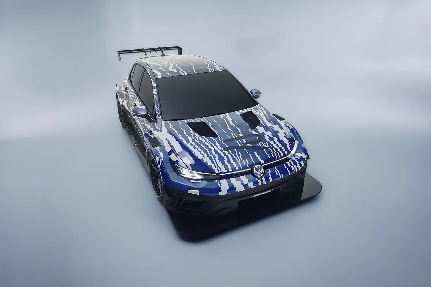 Volkswagen R Nürburgring 2027 - Photo 6