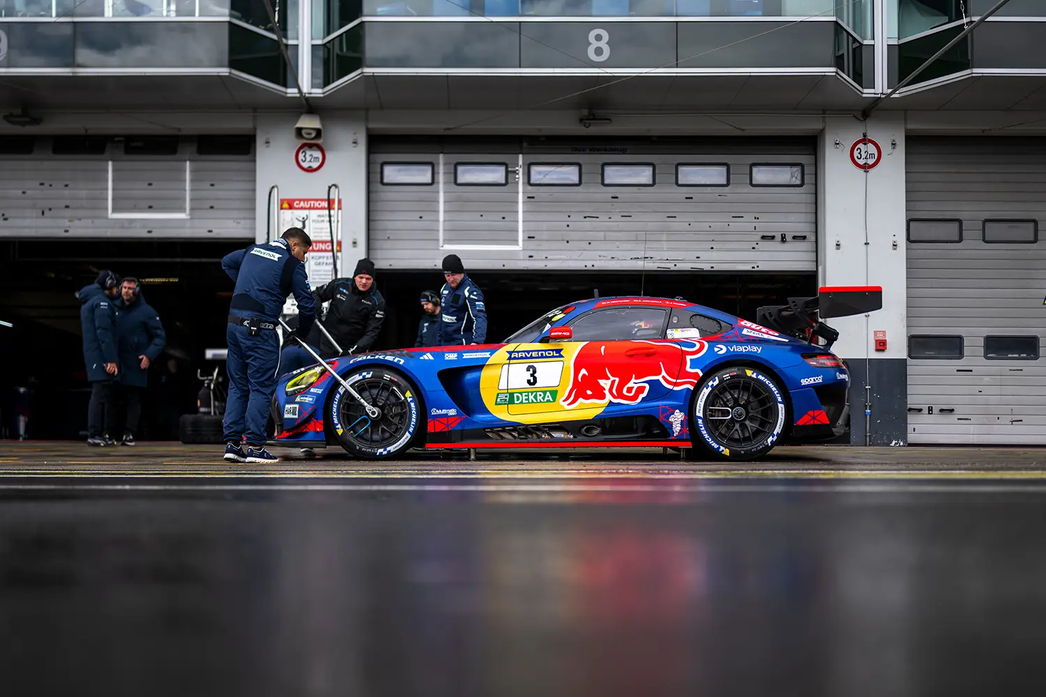 Max Verstappen 24H Nürburgring debut - Photo 4
