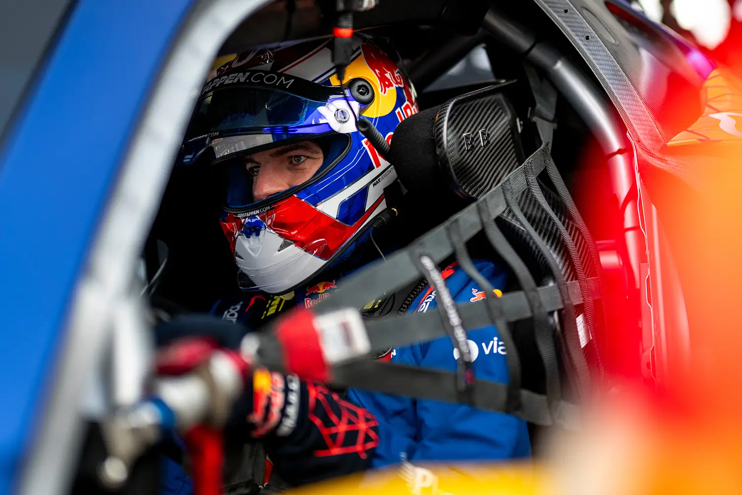 Max Verstappen 24H Nürburgring debut - Photo 3