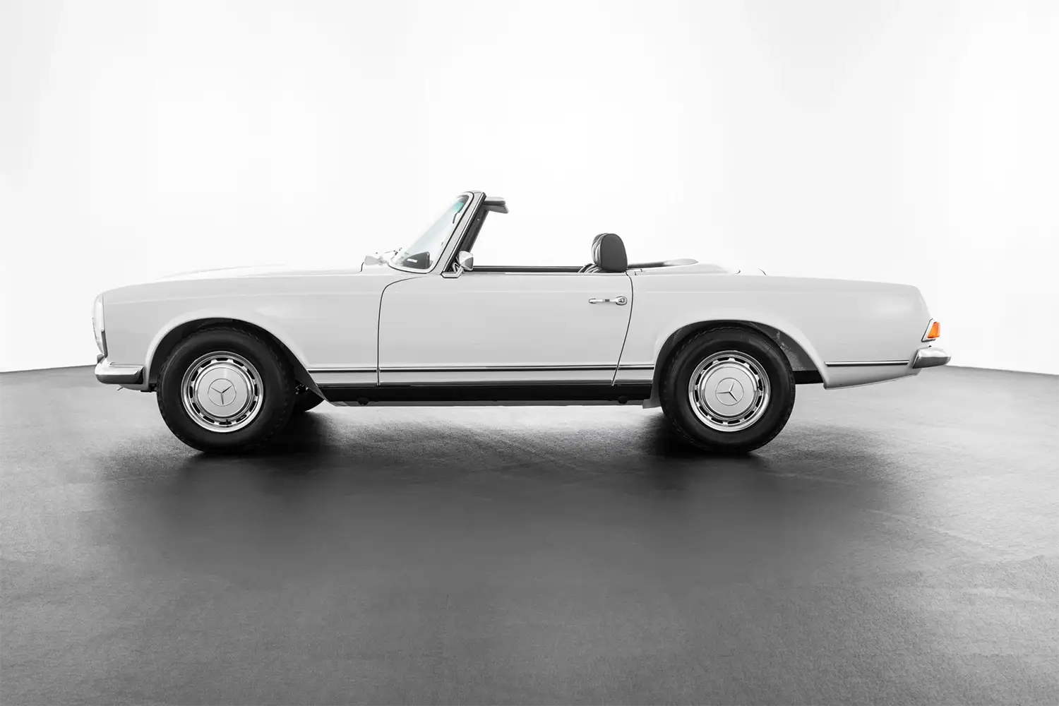 Mercedes-Benz 280 SL Pagoda - Photo 9