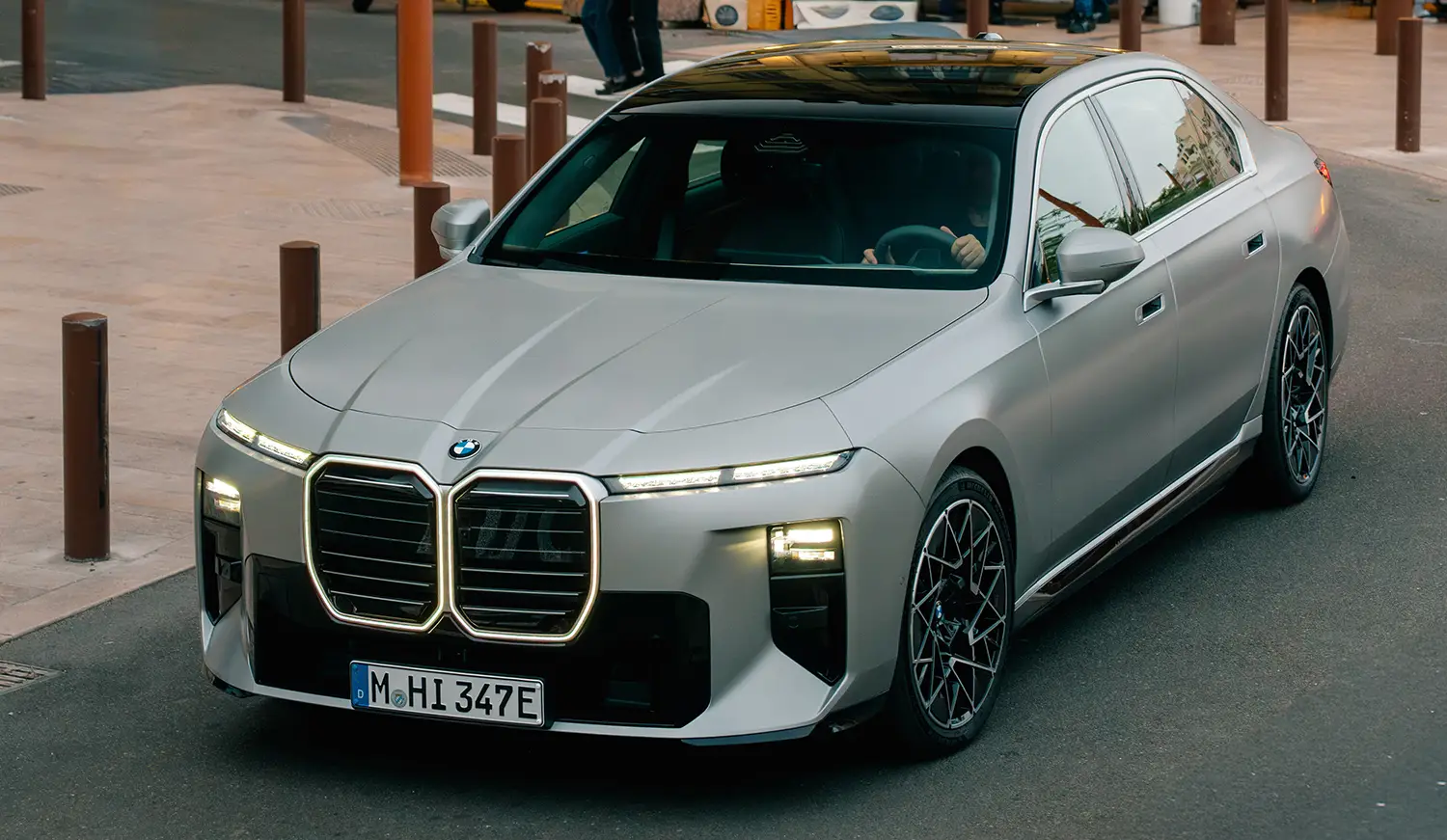 New BMW 7 Series at Cannes - Photo 15