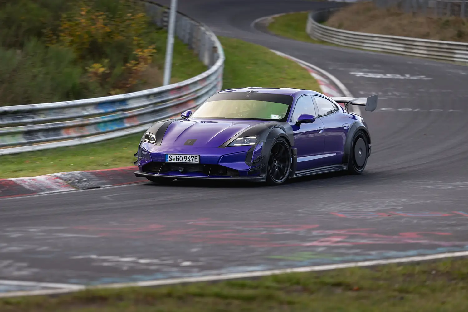 Porsche Taycan Turbo GT with Manthey Kit - Photo 4