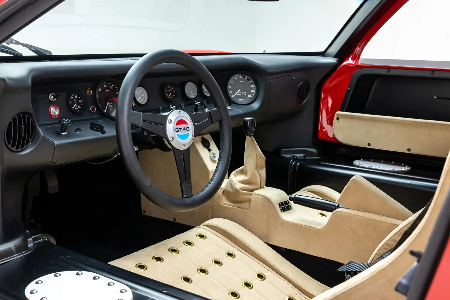 Superformance GT40 Mk I - Photo 9