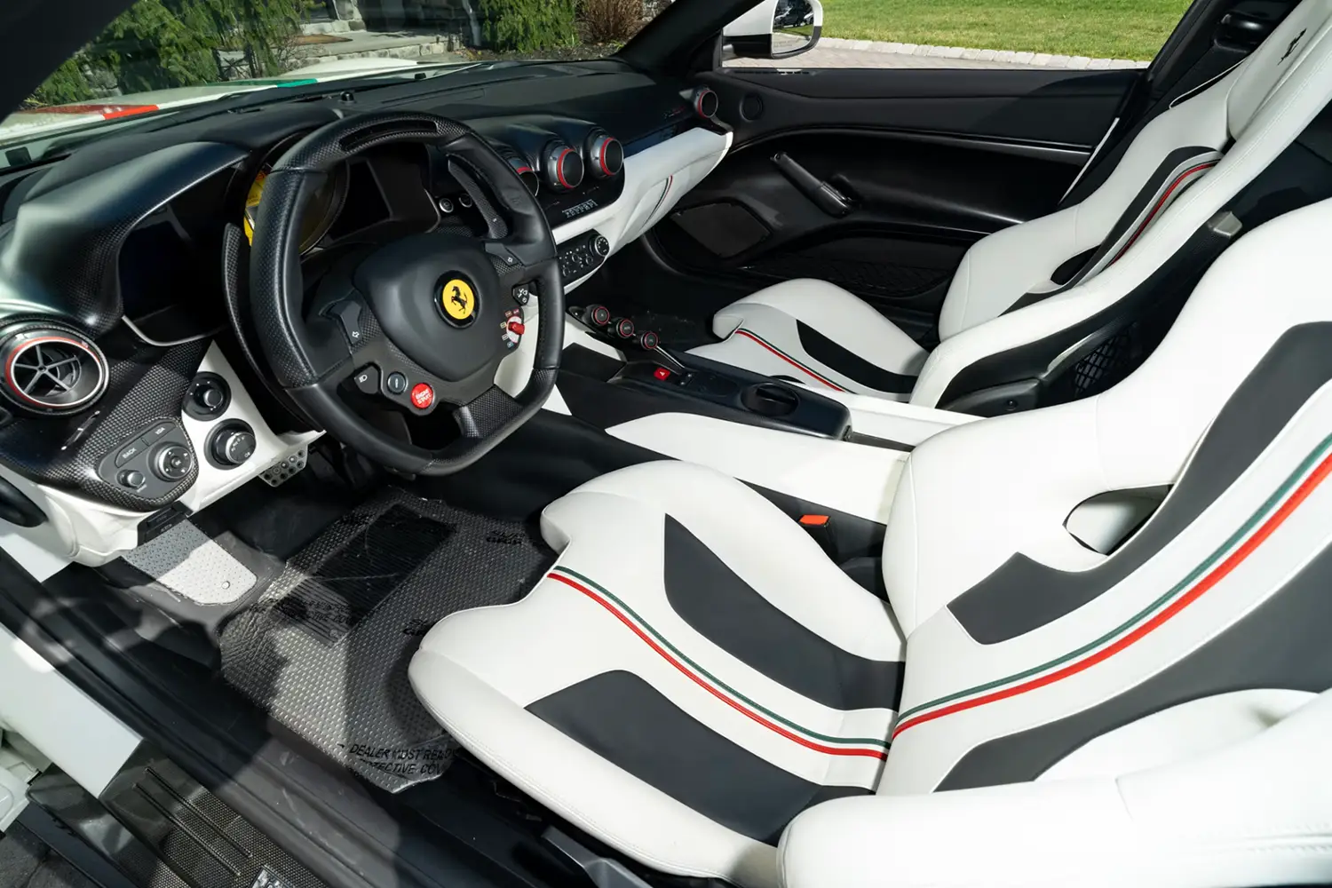 2017 Ferrari F12tdf - Photo 4